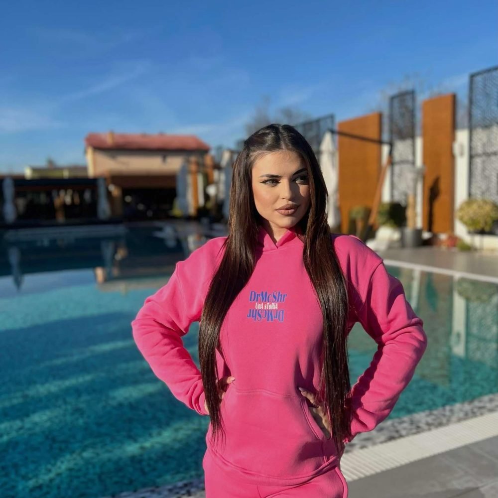 Una Storia Chasing Dreams Not Hearts