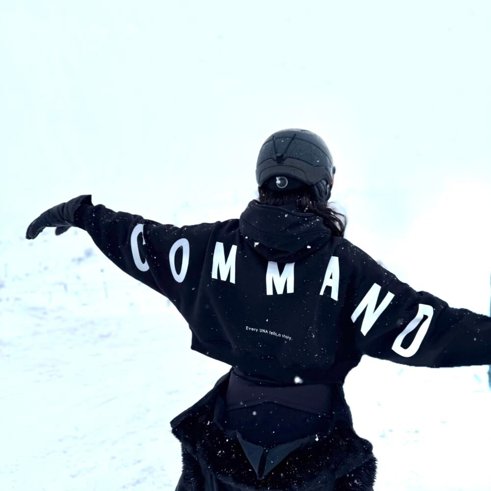 Cropped Hoodie Command